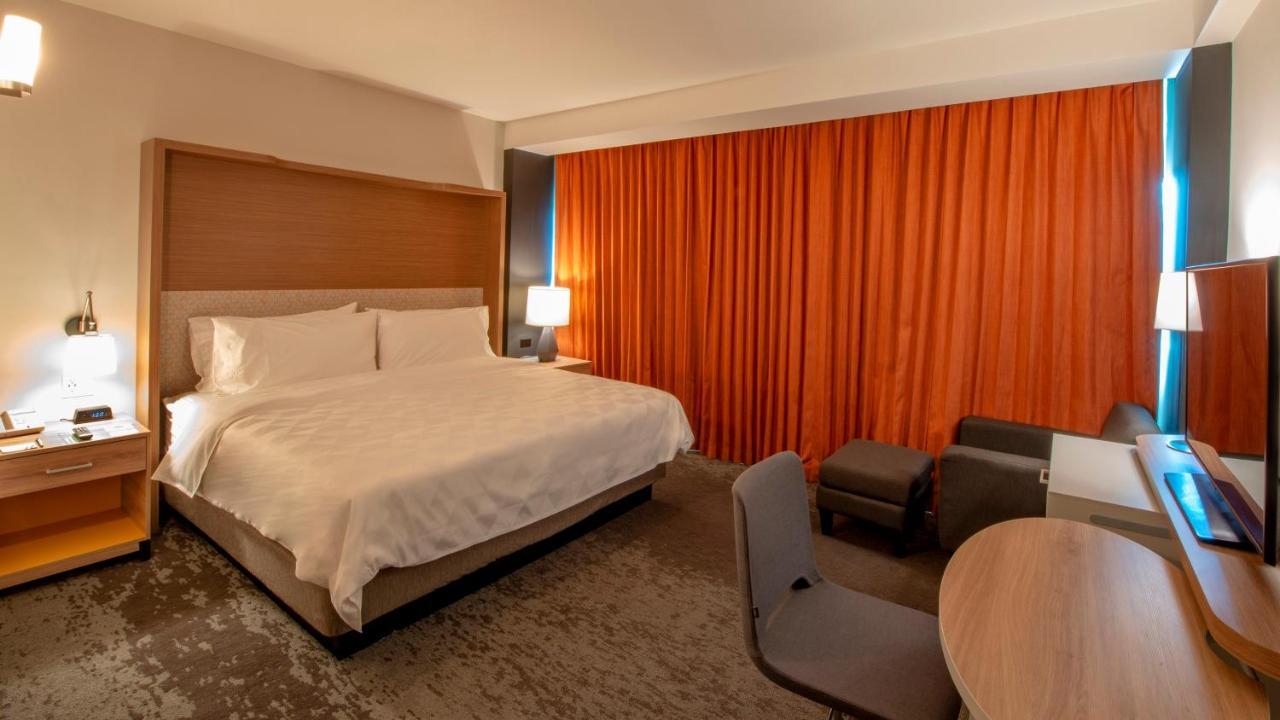 Holiday Inn & Suites - Merida La Isla By Ihg Camera foto