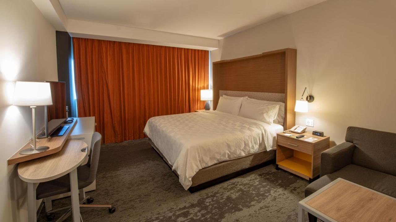 Holiday Inn & Suites - Merida La Isla By Ihg Esterno foto