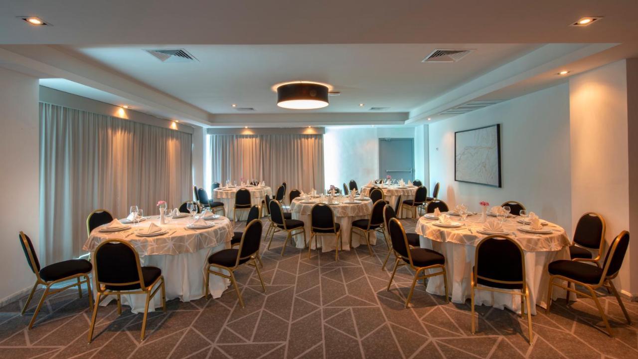 Holiday Inn & Suites - Merida La Isla By Ihg Esterno foto