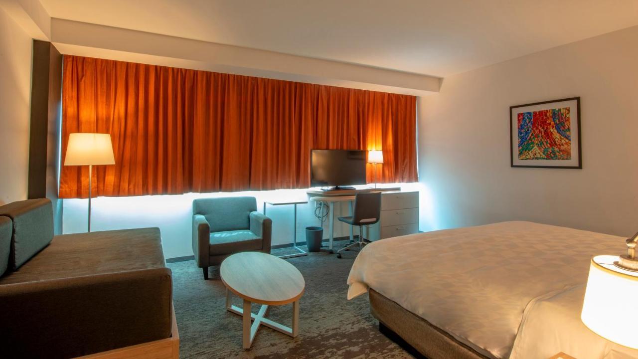 Holiday Inn & Suites - Merida La Isla By Ihg Esterno foto